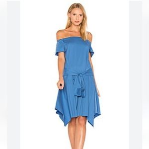 New with tags! Halston Heritage Off the Shoulder handkerchief hem Dress sz 6